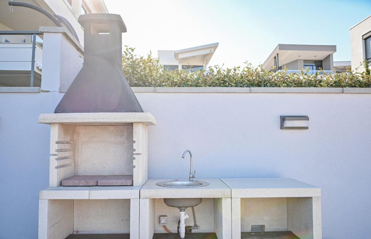 Two Bedroom Apartment Blue Sea Malinska Exterior foto